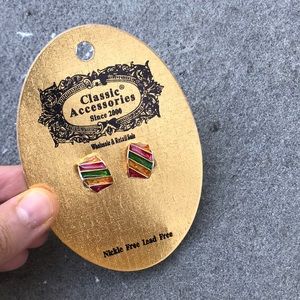 Multicolor studs. (Brand new)